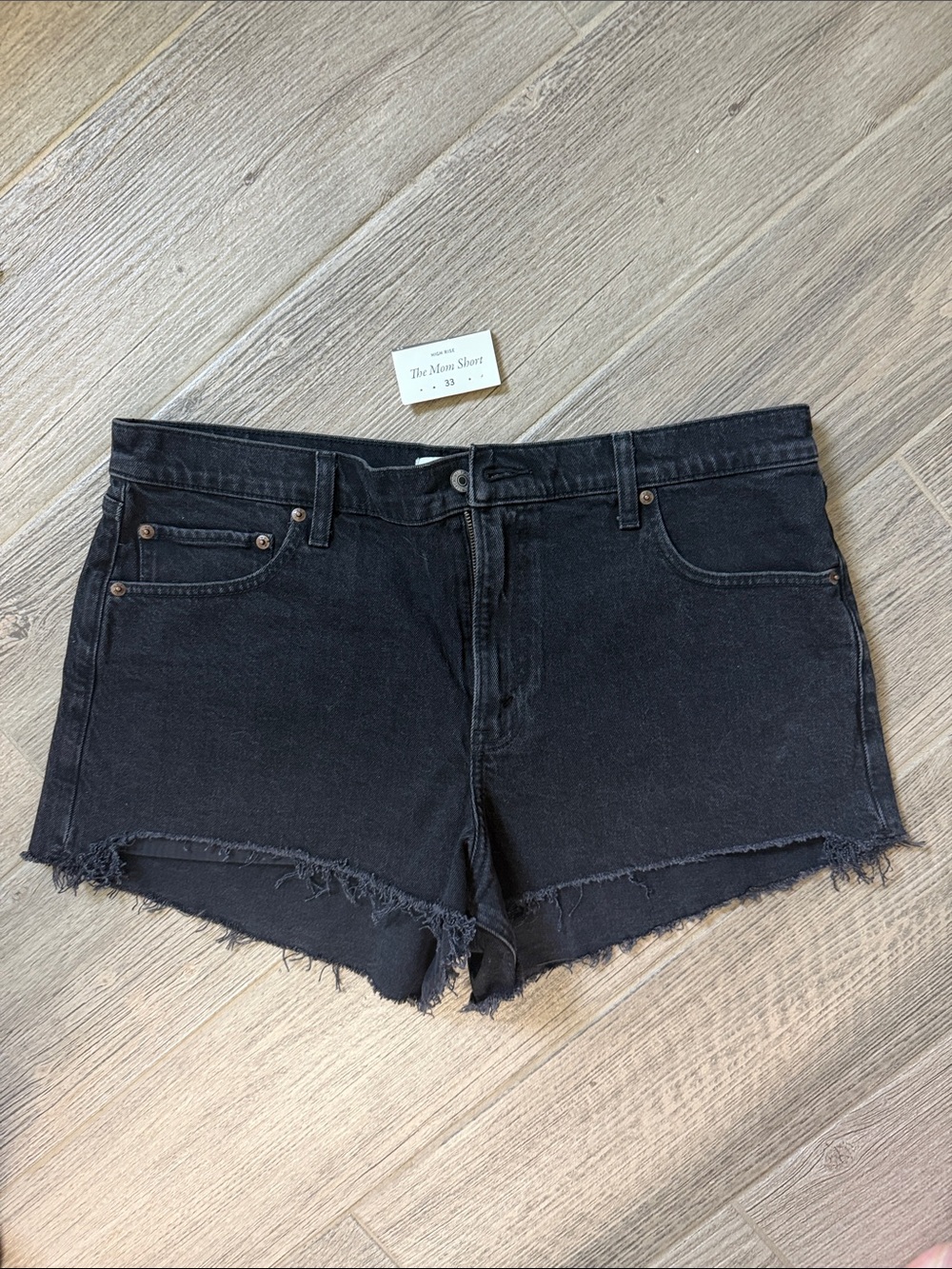 Women’s Abercrombie Mom Short